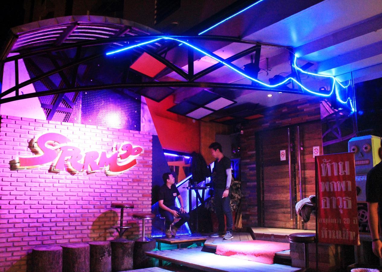 โรงแรมเรือนทิพย์ เชียงราย Ruean Tip Hotel Exterior foto